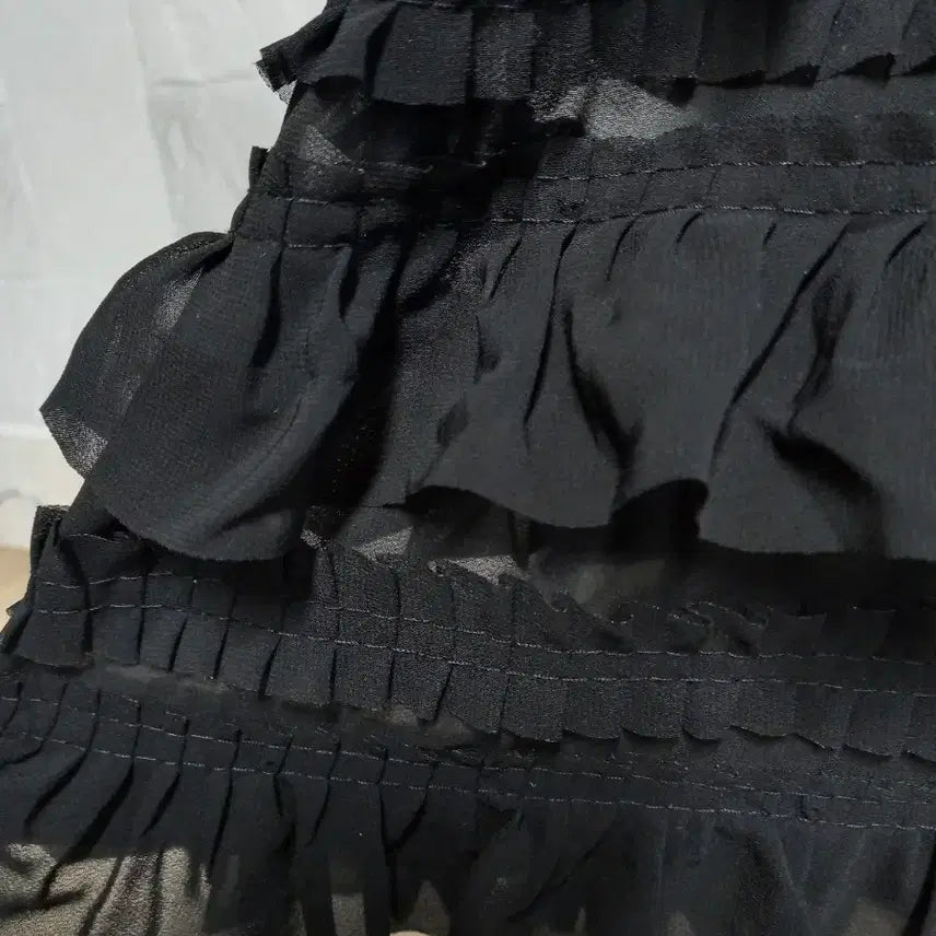 [BUNJANG] Black Frill Strap Long Dress / 블랙 프릴 끈 롱 원피스(새옷)