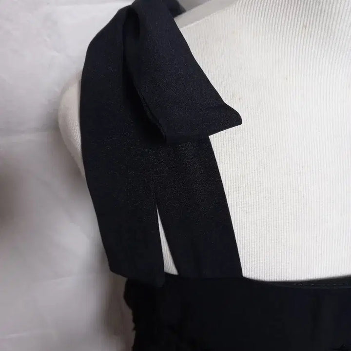 [BUNJANG] Black Frill Strap Long Dress / 블랙 프릴 끈 롱 원피스(새옷)