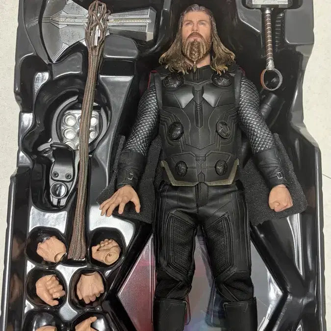 [BUNJANG] Hot Toys Avengers Endgame Thor Figure / 핫토이 엔드게임 토르