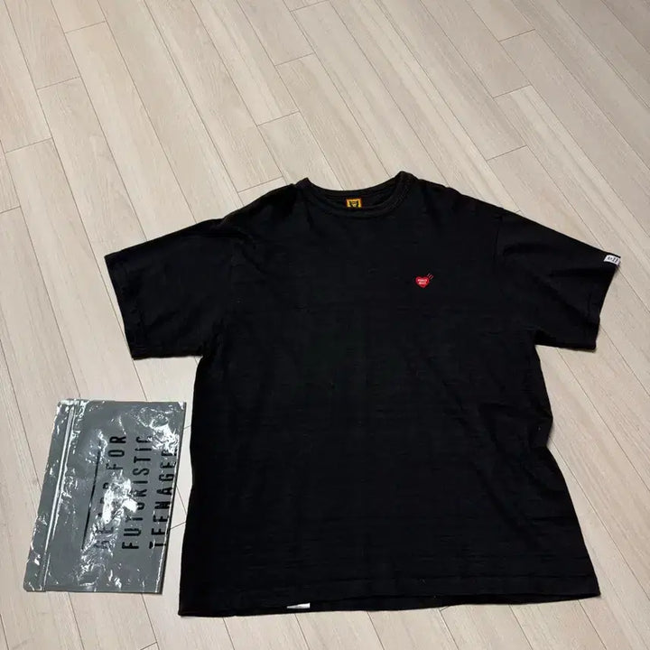 [BUNJANG] Human Made Heart Badge T-shirt Black 3XL / 휴먼메이드 하트 뱃지 티셔츠 블랙 3xl