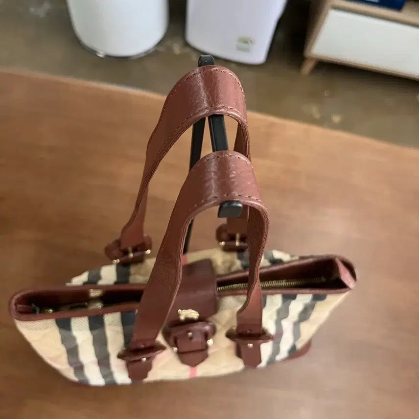[BUNJANG] Burberry Nova Check Quilted Shoulder Bag / 버버리 노바체크 퀼팅 숄더백