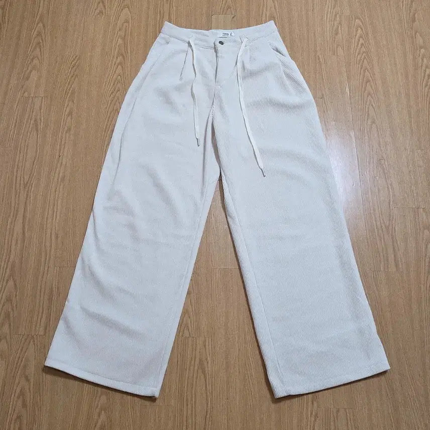 [BUNJANG] Ivory Corduroy Long Wide Pants / 여성 아이보리 골덴 기모 스트랩 롱 와이드팬츠 M-L