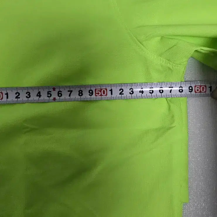 [SOLD OUT] 언더아머 형광 바람막이 자켓 XL 새상품