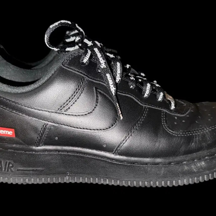 [BUNJANG] Supreme Nike Air Force 1 Black Sneakers / 슈프림 나이키 에어포스 블랙 250