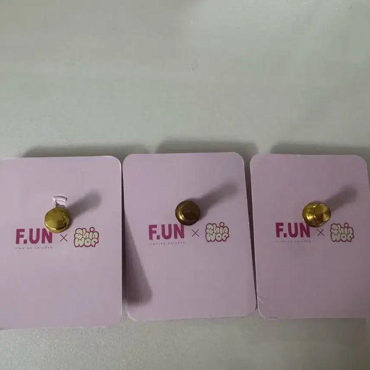 [BUNJANG] Shinwoo Happy Birthday Badge / shinwoo 신우작가님 해피버스데이 뱃지