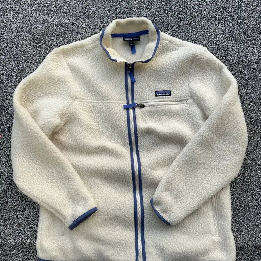 [SOLD OUT] 파타고니아 레트로 파일 플리스 l