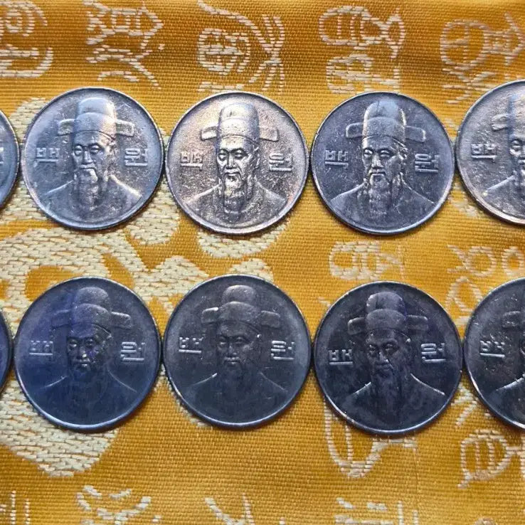 [BUNJANG] 1999 100 Won Coin Bundle (10 pcs) / 1999년 100원 동전 10개 일괄 (선착순)