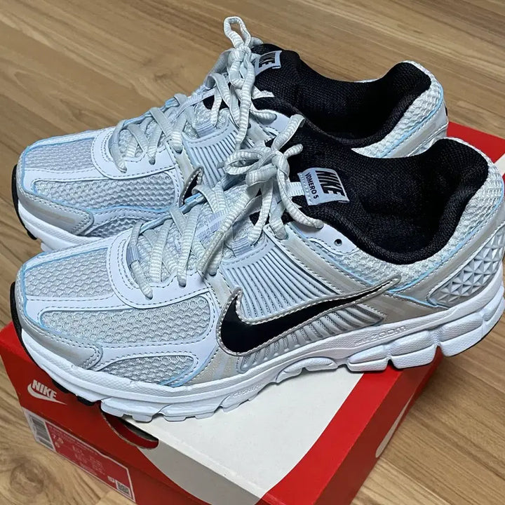 [BUNJANG] Nike Zoom Vomero 5 Blue Tint Women&