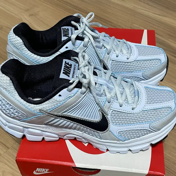 [BUNJANG] Nike Zoom Vomero 5 Blue Tint Women&