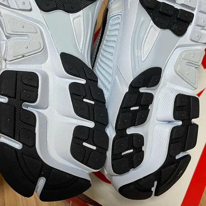 [BUNJANG] Nike Zoom Vomero 5 Blue Tint Women&