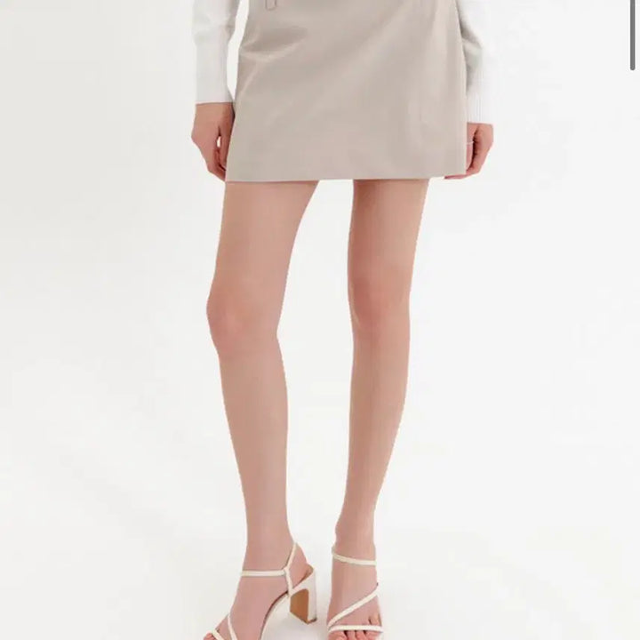 [BUNJANG] Lookast Luna Basic Mini Skirt Ash Beige / 룩캐스트 루나 베이직 미니 스커트s 애쉬베이지 새상품