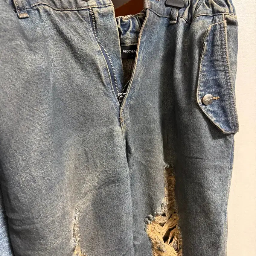 [SOLD OUT] 남자 청바지 낫포너드 허리 프리사이즈 허리밴딩 있음 1월구매