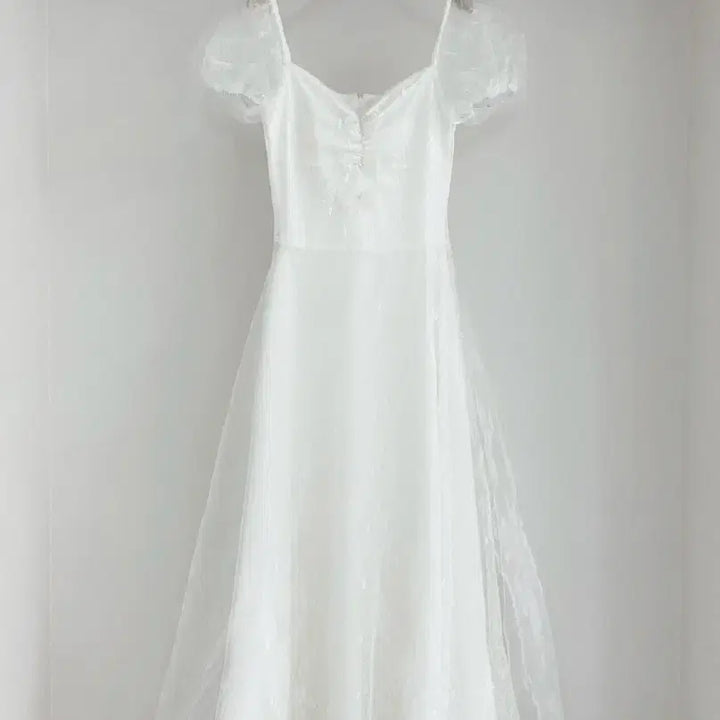 [BUNJANG] Gani Song Celia Bridal Dress (M Size) / 가니송 Bridal Celia Dress M사이즈