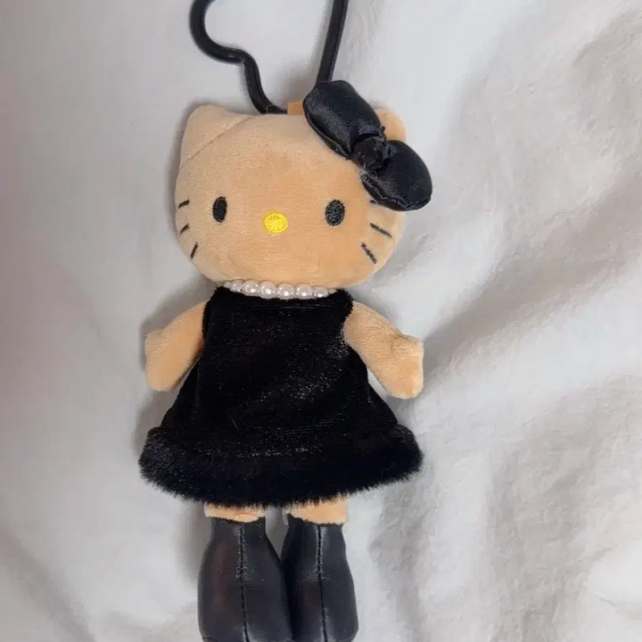 [BUNJANG] Sanrio Dress Up Long Legs Black Kitty Keyring / 산리오 드레스업 롱다리 블랙 키티 키링
