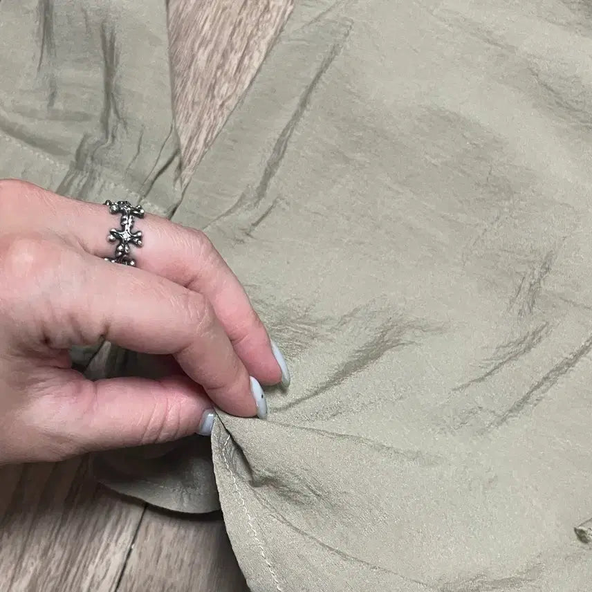 [BUNJANG] Beige Blouse / 베이지 블라우스