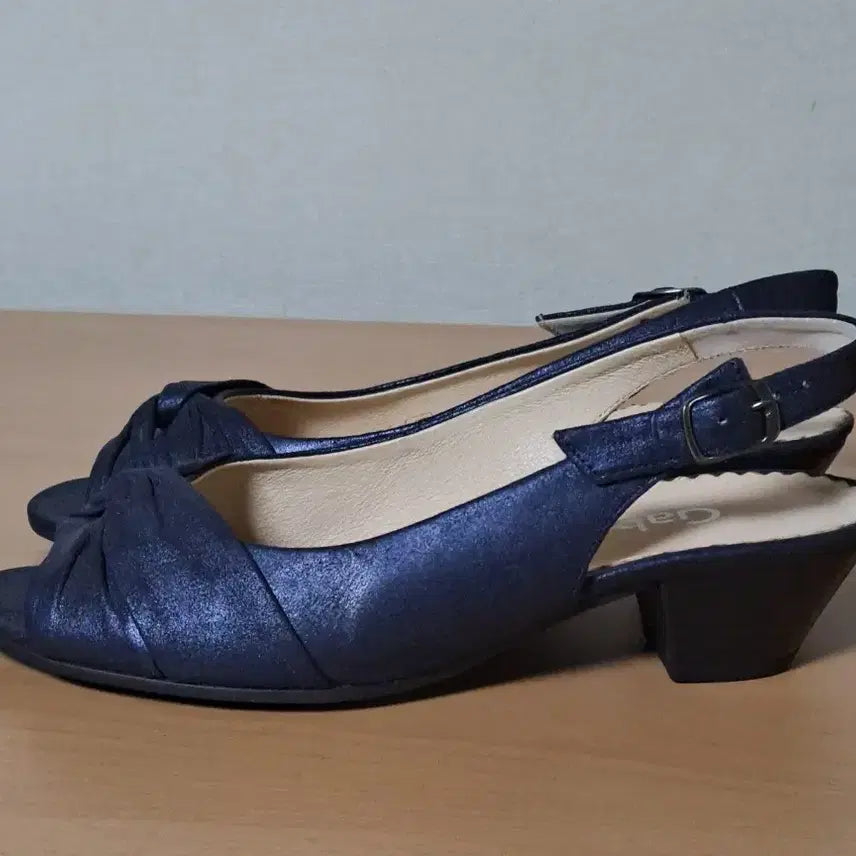 [BUNJANG] GABER 235 Goat Leather Slingback Shoes / 가버 3.5 235 염소가죽 슬링백
