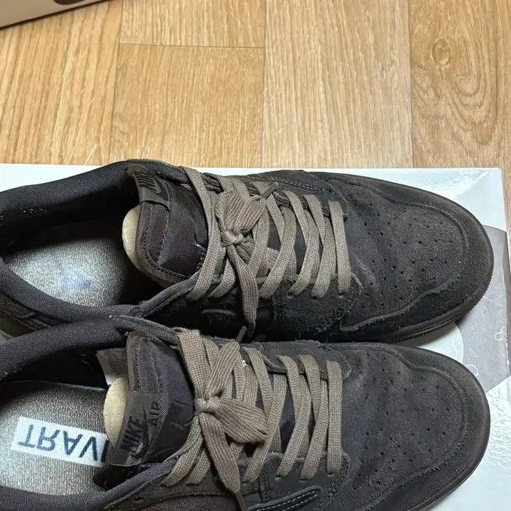 [BUNJANG] Nike Jordan 1 x Travis Scott Retro Low OG SP Velvet Brown and Dark Mocha Sneakers / 조던1x 트래비스 스캇 레트로 로우 og sp 벨벳 브라운 앤 다크 모카