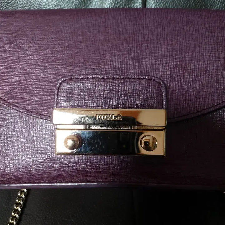 [BUNJANG] FURLA Julia Mini Crossbody Bag / FURLA Julia 체인 퍼플 사피아노 레더 미니 크로스바디 백/숄더백