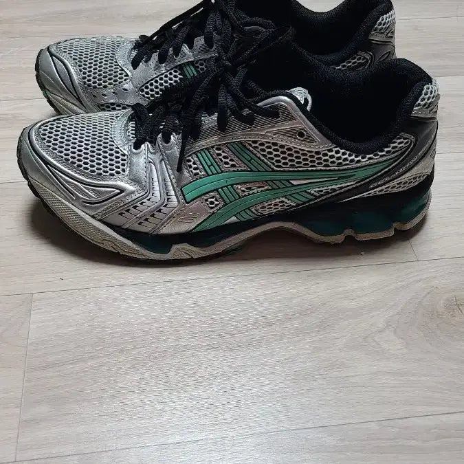 [BUNJANG] Asics Gel-Kayano 14 Sneakers / 젤카야노14 275 가격다운