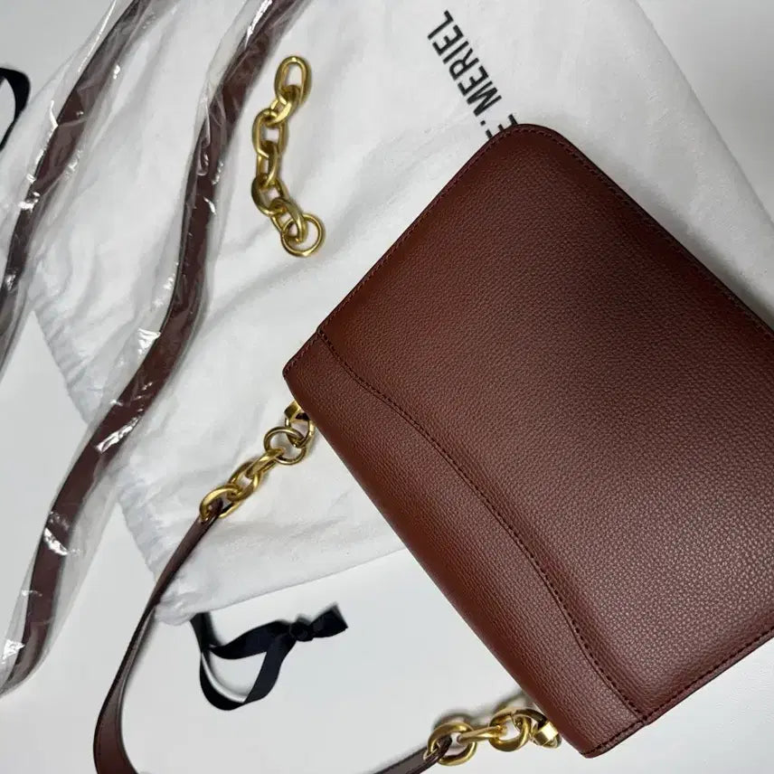 [BUNJANG] DeMeriel Crossbody Bag / 드메리엘 가방