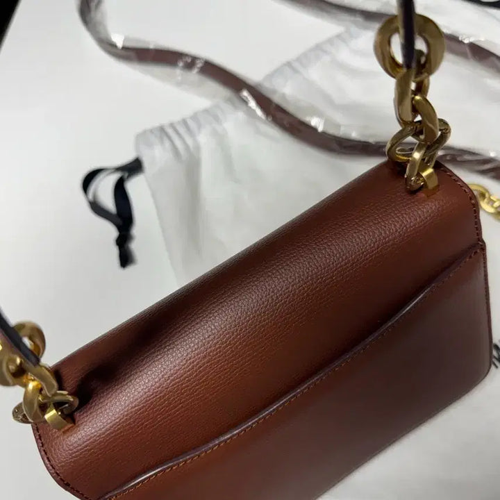 [BUNJANG] DeMeriel Crossbody Bag / 드메리엘 가방