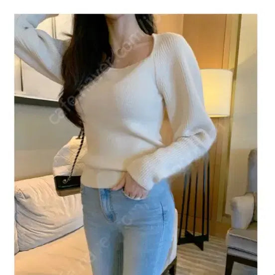 [BUNJANG] Lapla Swann Knit Sweater / 라플라 스완니트