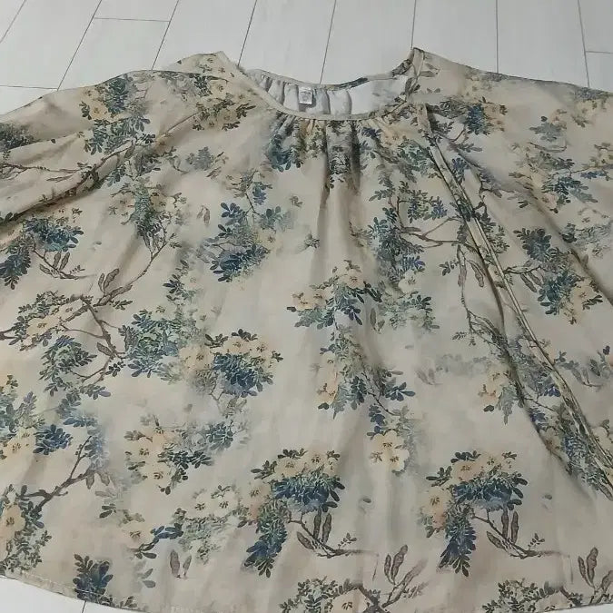 [BUNJANG] Floral Pattern Two-Piece Set / 플라워 패턴 블라우스 스커트 투피스
