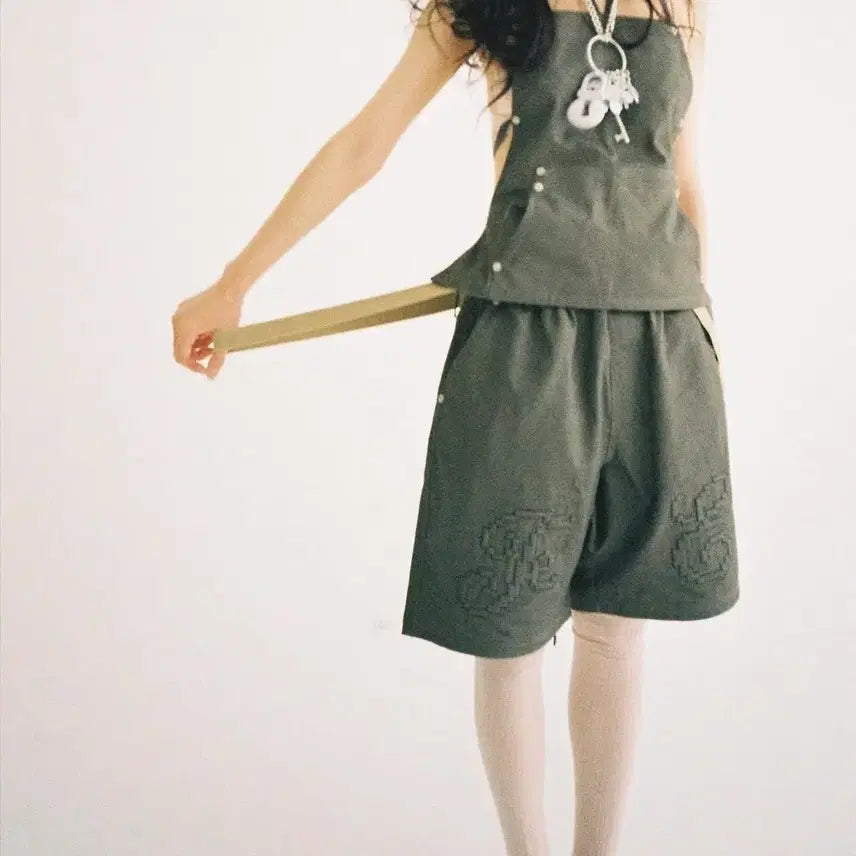 [BUNJANG] [fa.er.ie] Embroidery Twill Half Pants / [fa.er.ie] embroidery twill half pants
