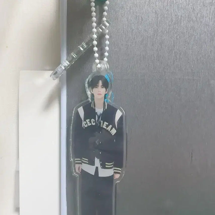 [BUNJANG] TWS Shinyu Acrylic Keyring (2025 Fanmeeting) / 투어스 신유 아크릴 키링 (2025 팬미팅)