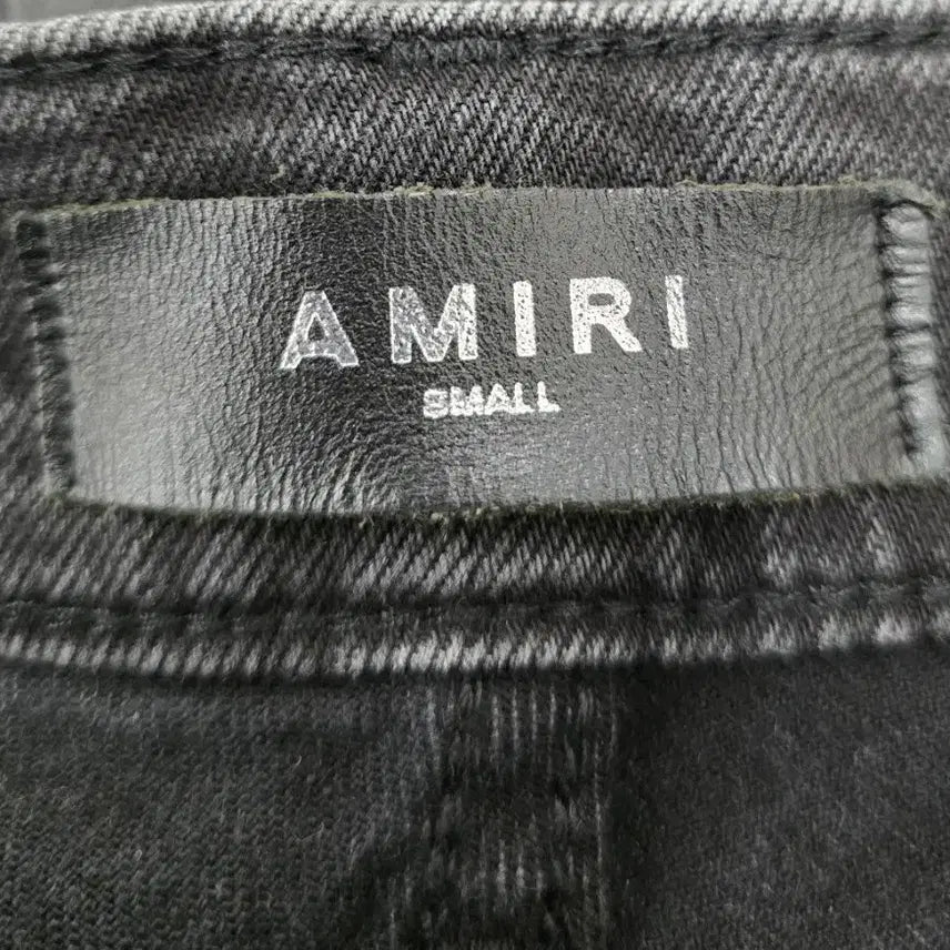 [SOLD OUT] [정품] AMIRI 아미리 페인트 스플래터 데님진.   싸이즈 30