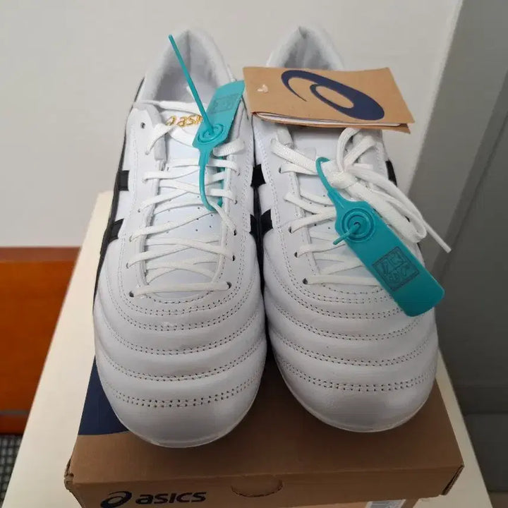 [SOLD OUT] [새제품] 아식스 C3 AG 화이트 265