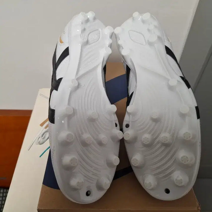 [SOLD OUT] [새제품] 아식스 C3 AG 화이트 265