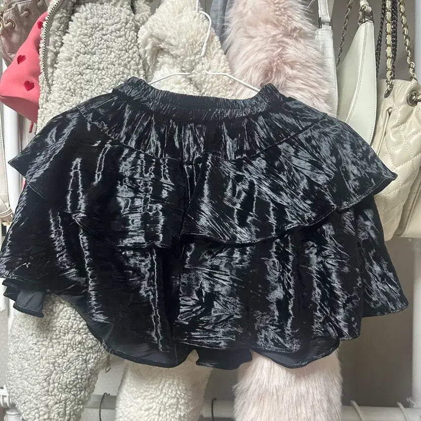 [BUNJANG] Black Velvet Mini Skirt / 블랙 벨벳 미니스커트