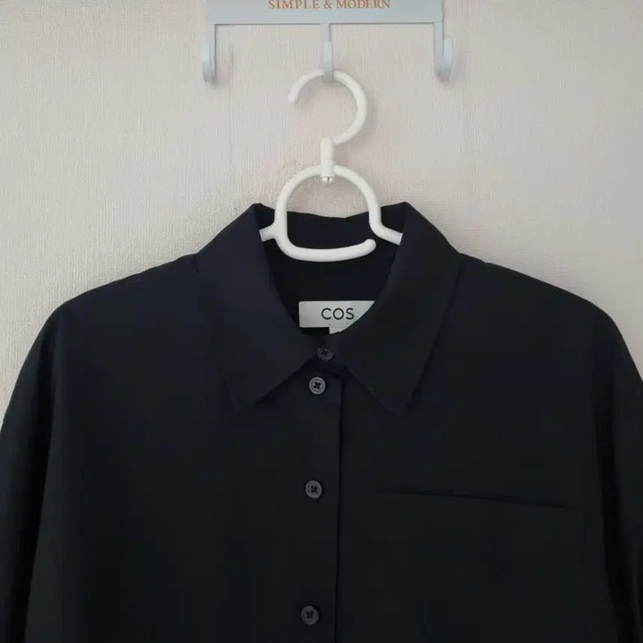 [BUNJANG] COS Cropped Shirt Black / COS 크롭 얇은 셔츠 (블랙)