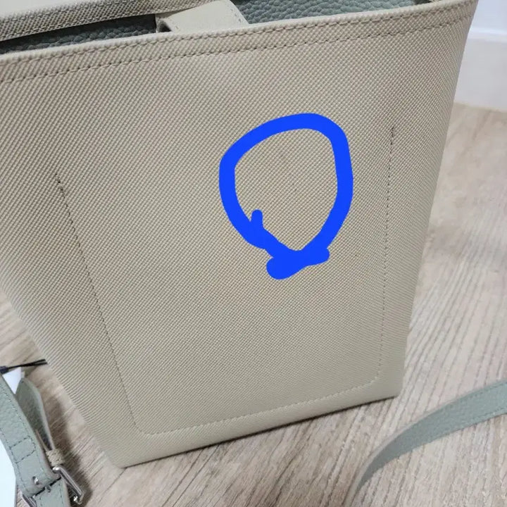 [BUNJANG] Lacoste Bucket Bag / 라코스테  버킷백