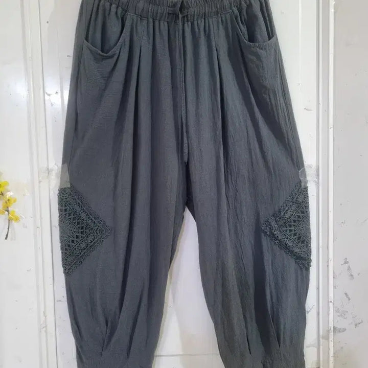 [BUNJANG] Summer Cool Side Lace Cotton Banded Pants / 여름 시원한 깜찍한옆줄 레이스  밴딩 . 면 베기통바지. 77까지