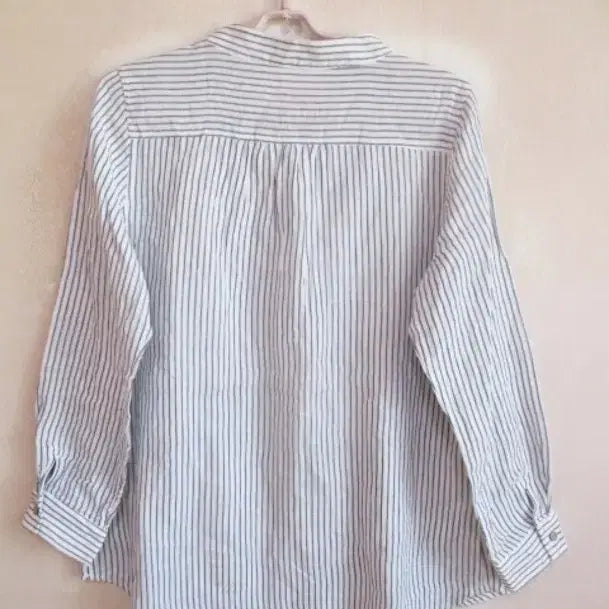 [SOLD OUT] 화이트 스트라이프 블라우스 (면100)
