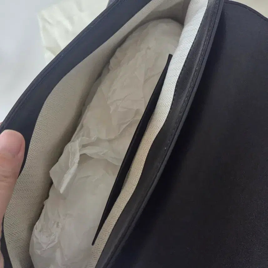 [BUNJANG] HERVE VERTE Leather Bag / HERVE 에르베 숄더백  VERTE BAG
