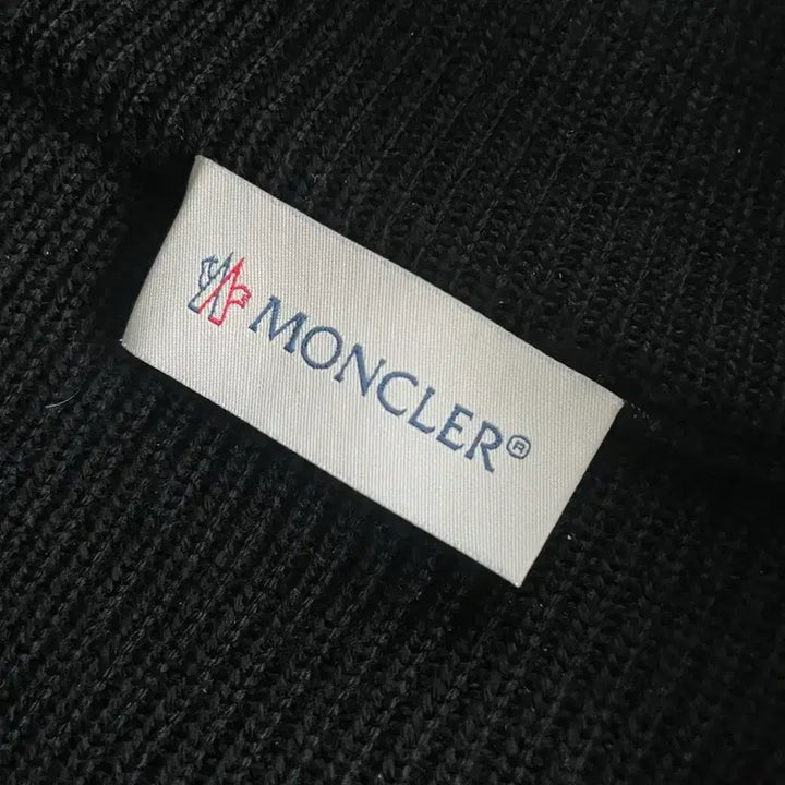 [BUNJANG] Moncler Graphic Knit Padded Jacket / 몽클레어 그래픽 니트 패딩 L 정품 급처