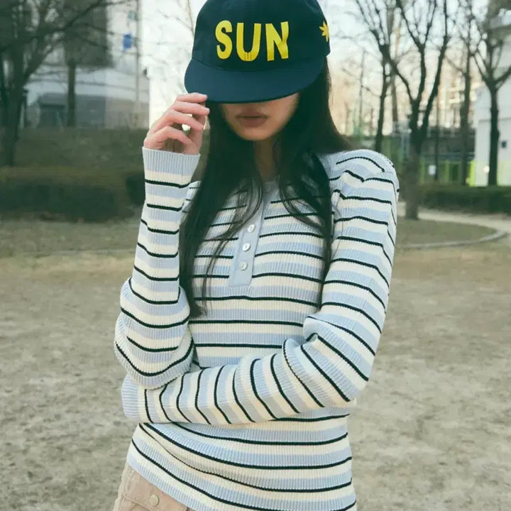 [SOLD OUT] 블루썬플라워 스트라이프 롱슬리브 긴팔 새상품 선착순 세일(가격내림)