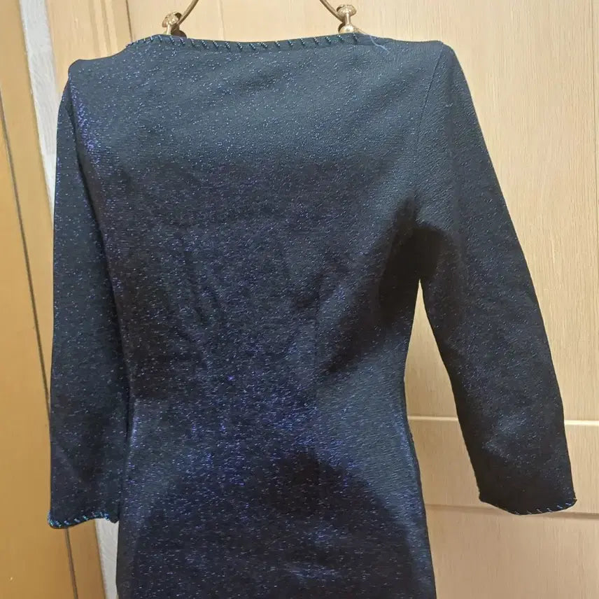 [BUNJANG] ESCADA Beaded Embroidered Wool Blend Knit Top - Size 34 / 에스카다(ESCADA) 비즈 자수 포인트 니트 톱 - 34사이즈