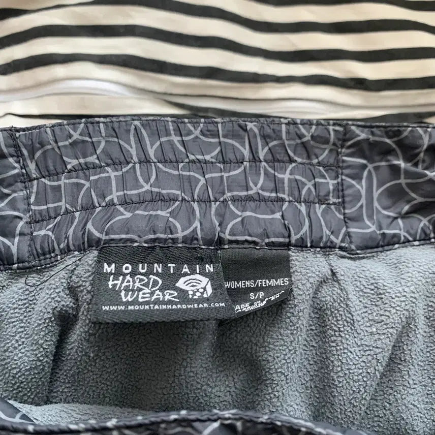 [BUNJANG] Mountain Hardwear 마운틴하드웨어 패딩스커트 27 사이즈 / Mountain Hardwear 마운틴하드웨어 패딩스커트 27 사이즈