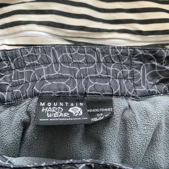 [BUNJANG] Mountain Hardwear 마운틴하드웨어 패딩스커트 27 사이즈 / Mountain Hardwear 마운틴하드웨어 패딩스커트 27 사이즈
