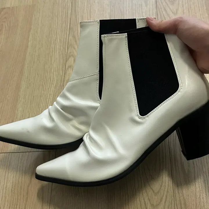 [BUNJANG] White Ankle Boots 250mm / 화이트 앵클 부츠 힐 부츠 250