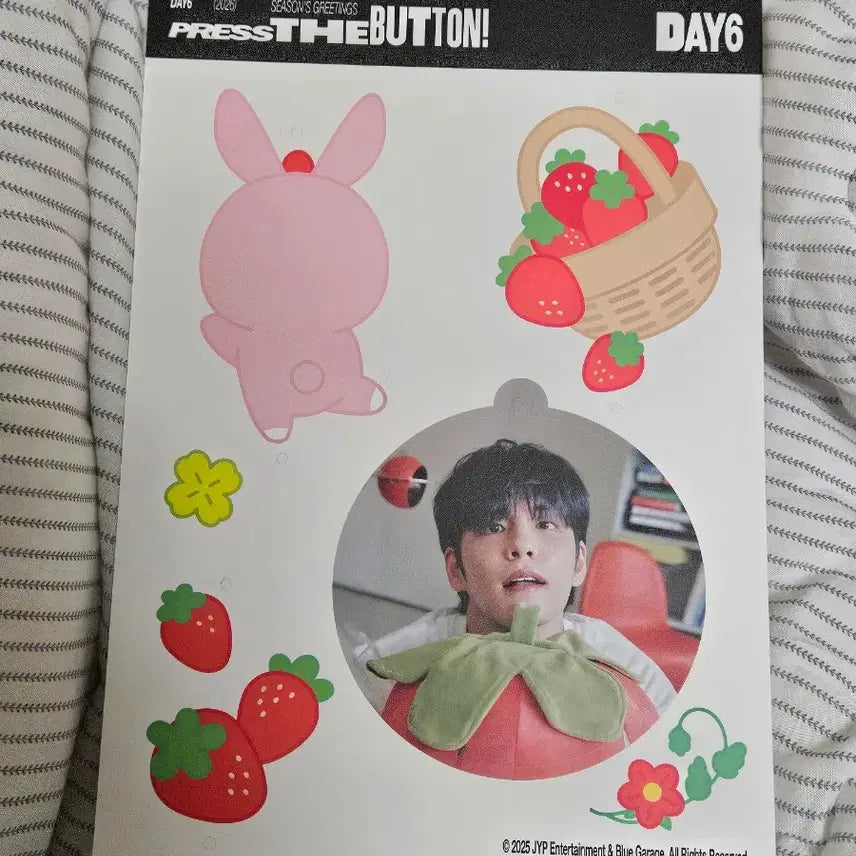 [SOLD OUT] 데이식스 시그(미니포스터+종이모빌)