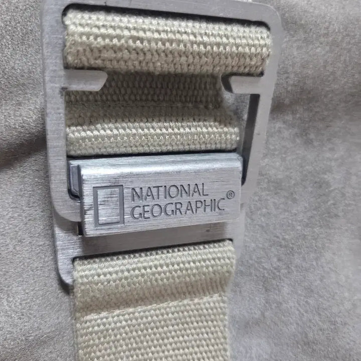 [BUNJANG] National Geographic NG P5080 Suede Canvas Backpack / 내셔널지오그래픽 백팩 (NG P5080)