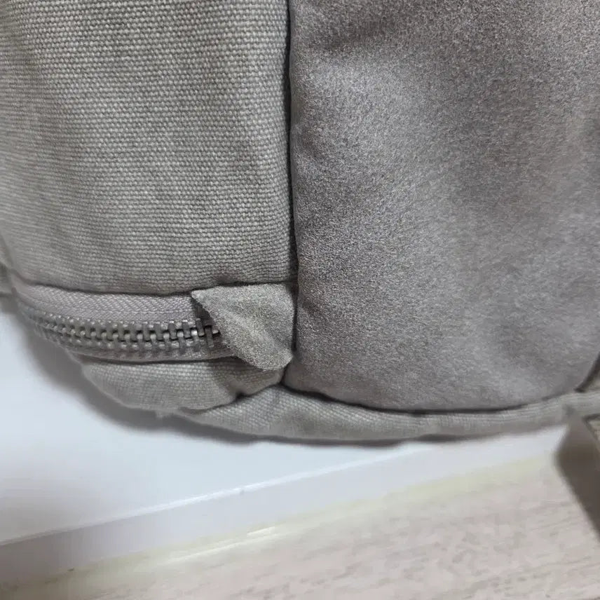 [BUNJANG] National Geographic NG P5080 Suede Canvas Backpack / 내셔널지오그래픽 백팩 (NG P5080)