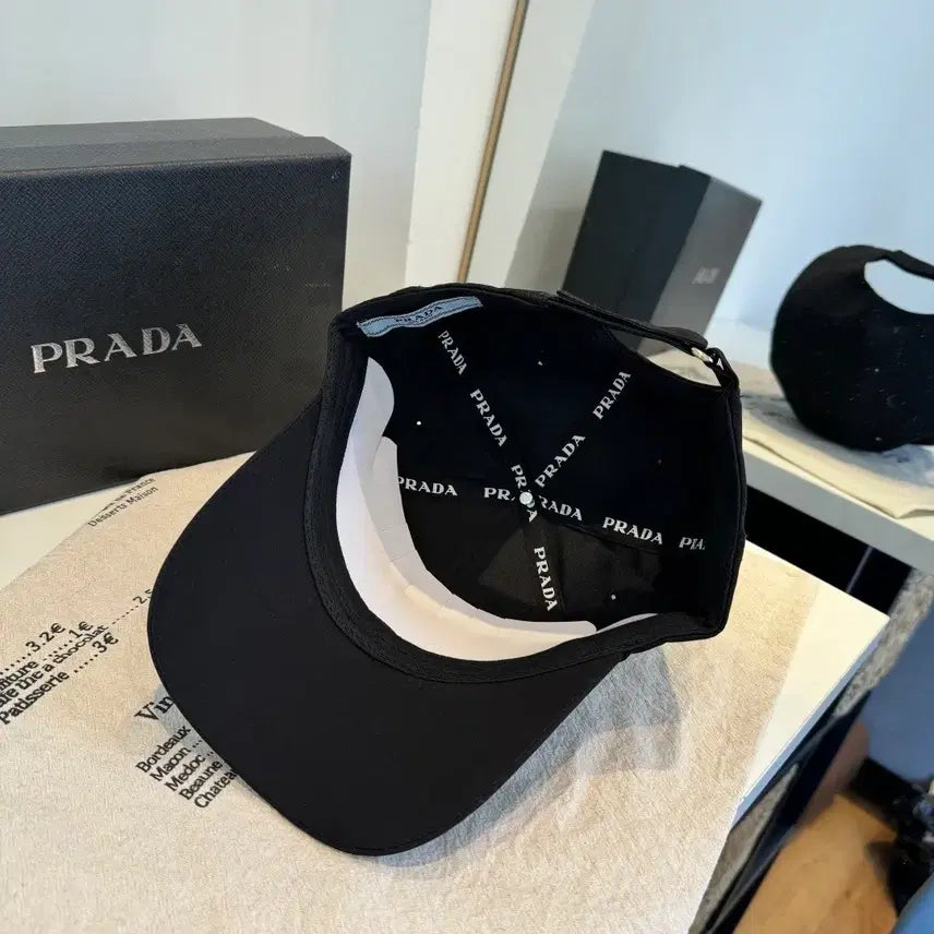 [BUNJANG] Prada Classic Hat / 프라다모자 클래식한