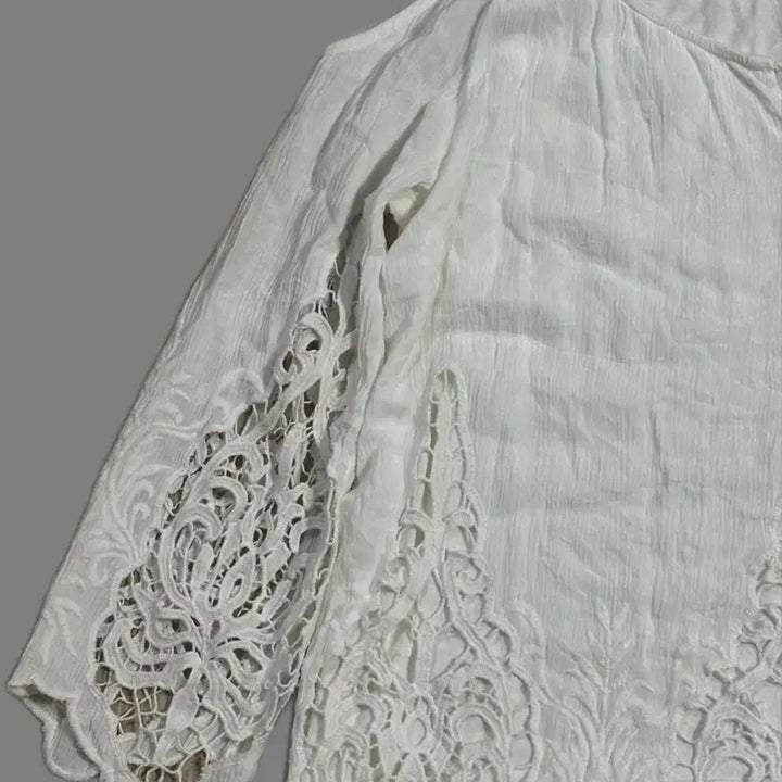 [BUNJANG] INC White Lace Off-Shoulder Blouse / 빈티지 INC 화이트 레이스 오프숄더 블라우스