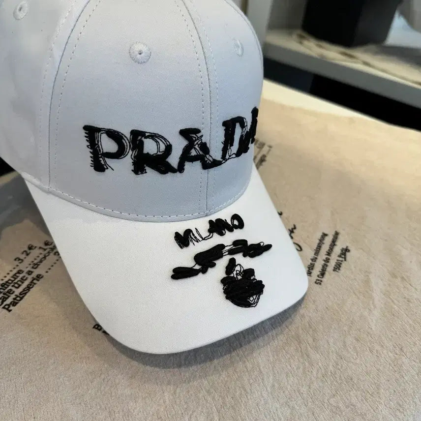 [BUNJANG] Prada Classic Ball Cap / 프라다모자 클래식한